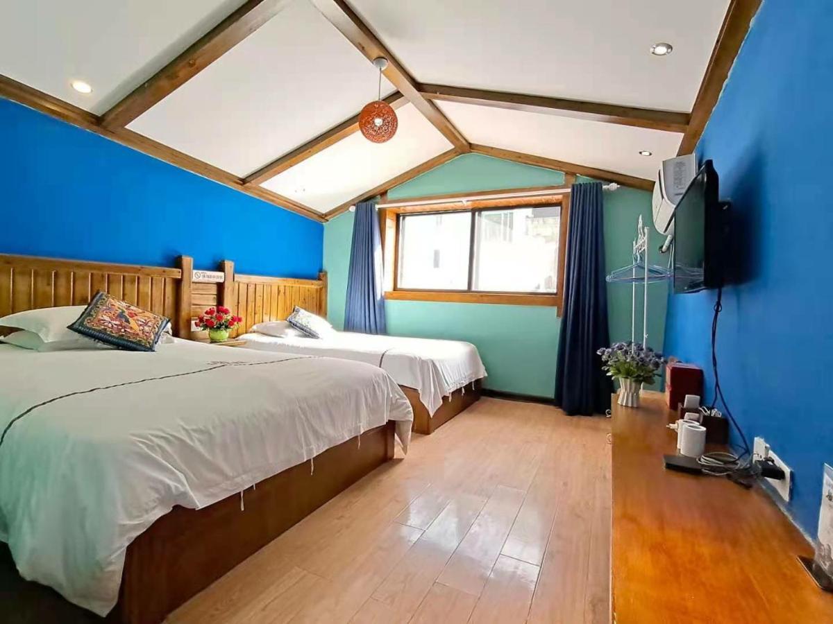 Zhangjiajie April Hostel Dış mekan fotoğraf