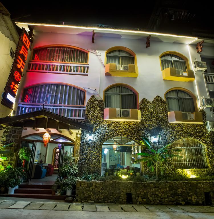 Zhangjiajie April Hostel Dış mekan fotoğraf